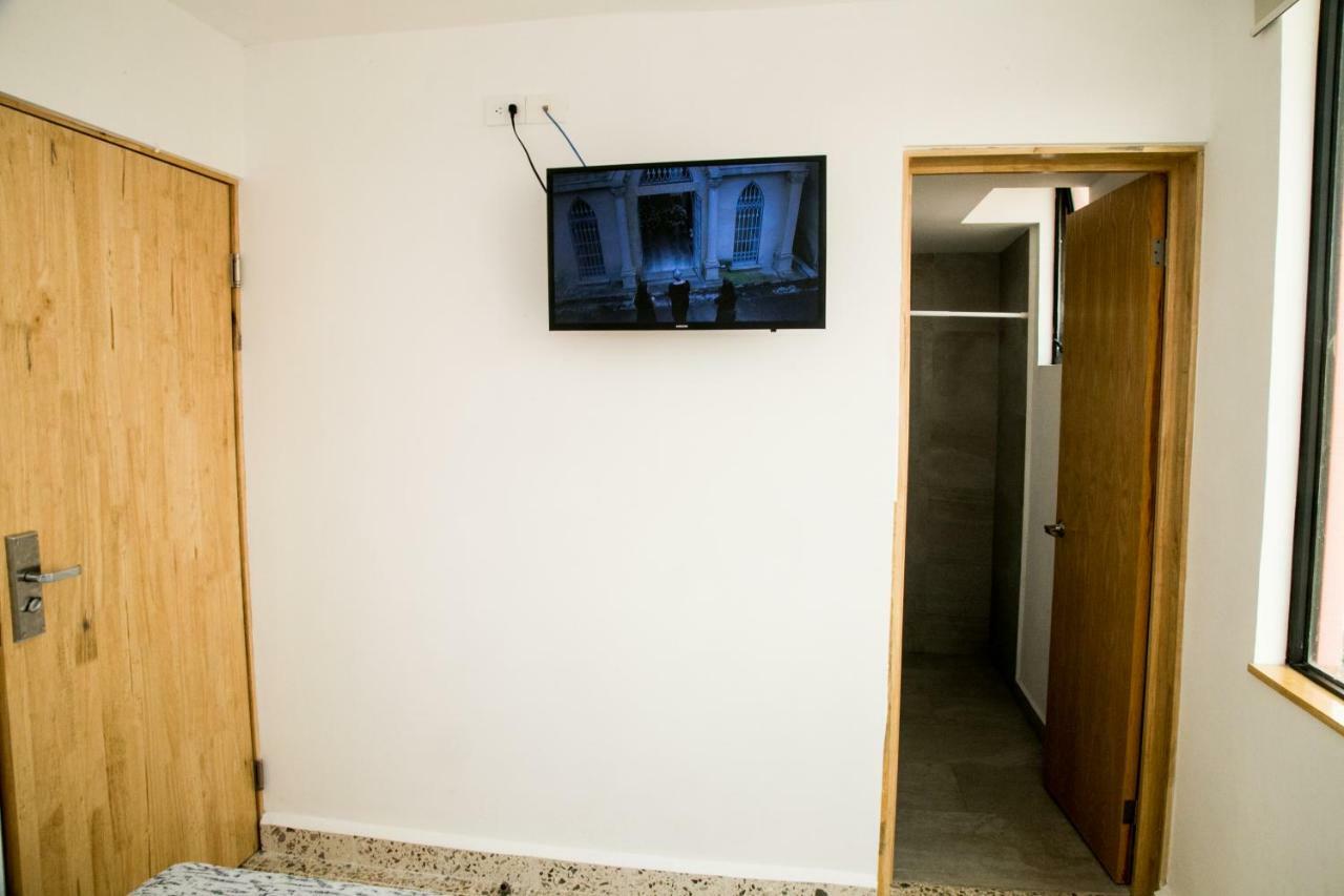 Booking 500 Monterrey Bagian luar foto